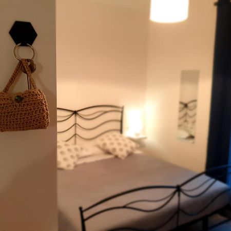 Residenza Tarzana Hotel Palermo Room photo